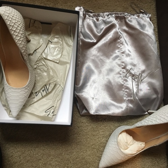 Giuseppe Zanotti - Picture 5 of 8